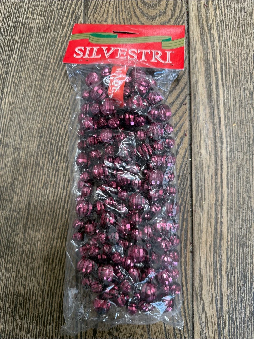 VTG Silvestri Metallic Burgundy Beaded Garland Holiday Christmas Craft Dead Stoc